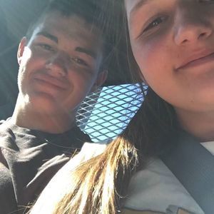 Meet your Posher, Chloe